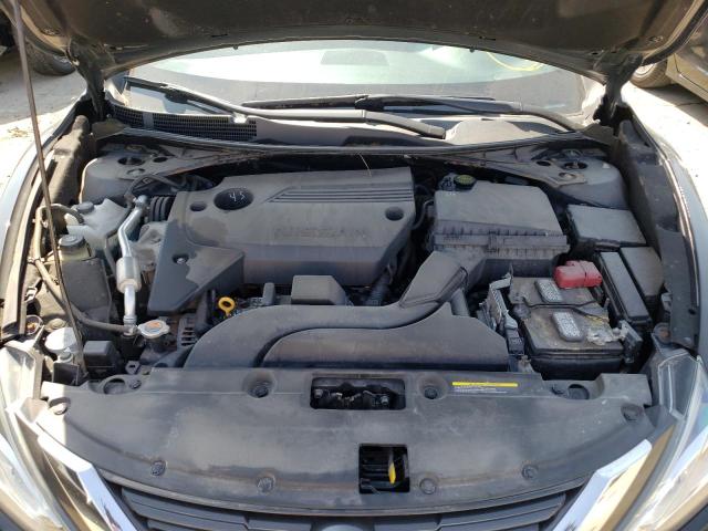 Photo 7 from auction – 2017 NISSAN ALTIMA 2.5 with VIN 1N4AL3AP7HC180196