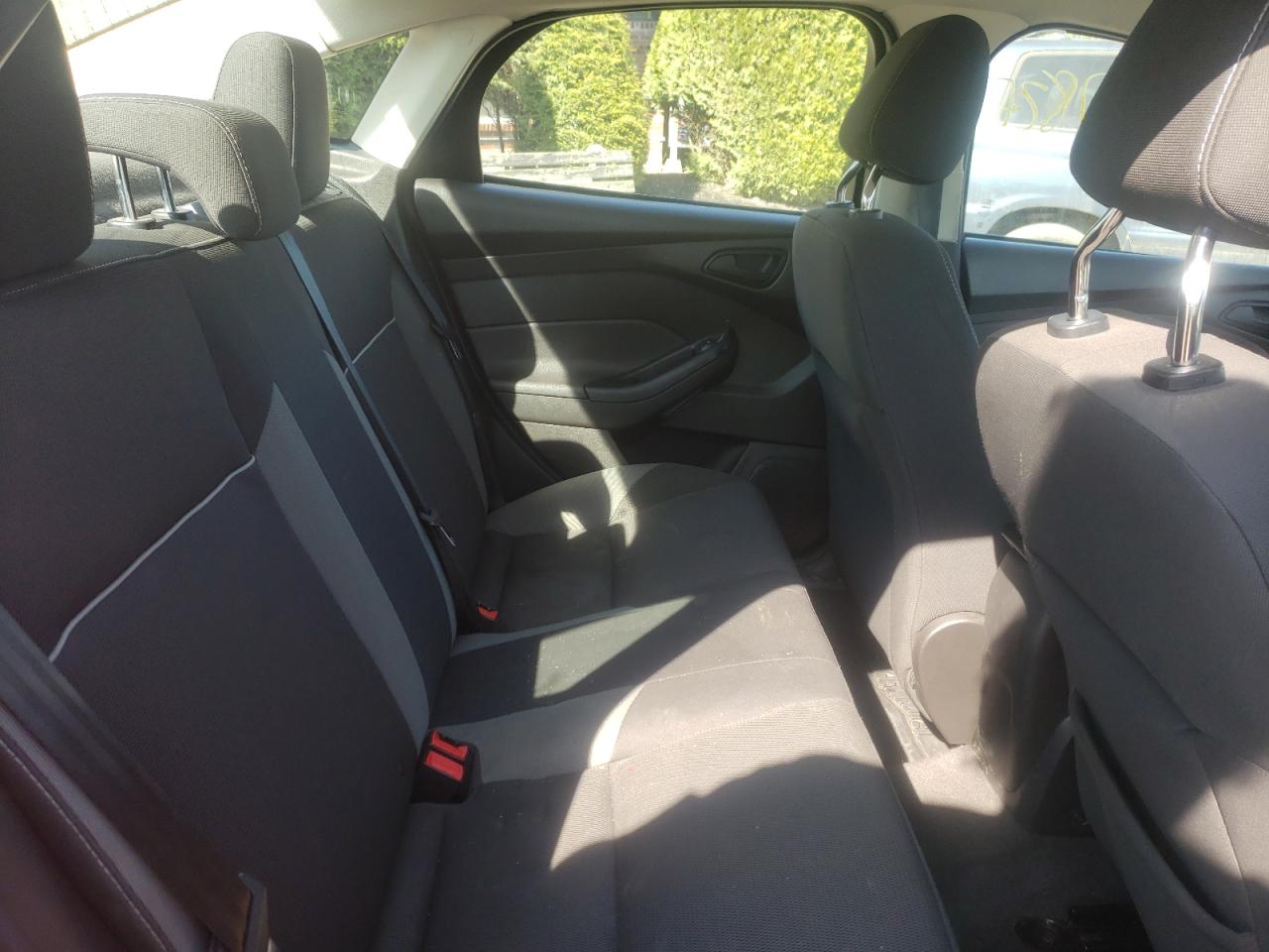 Photo 6 from auction – 2012 FORD FOCUS SE with VIN 1FAHP3F22CL345628