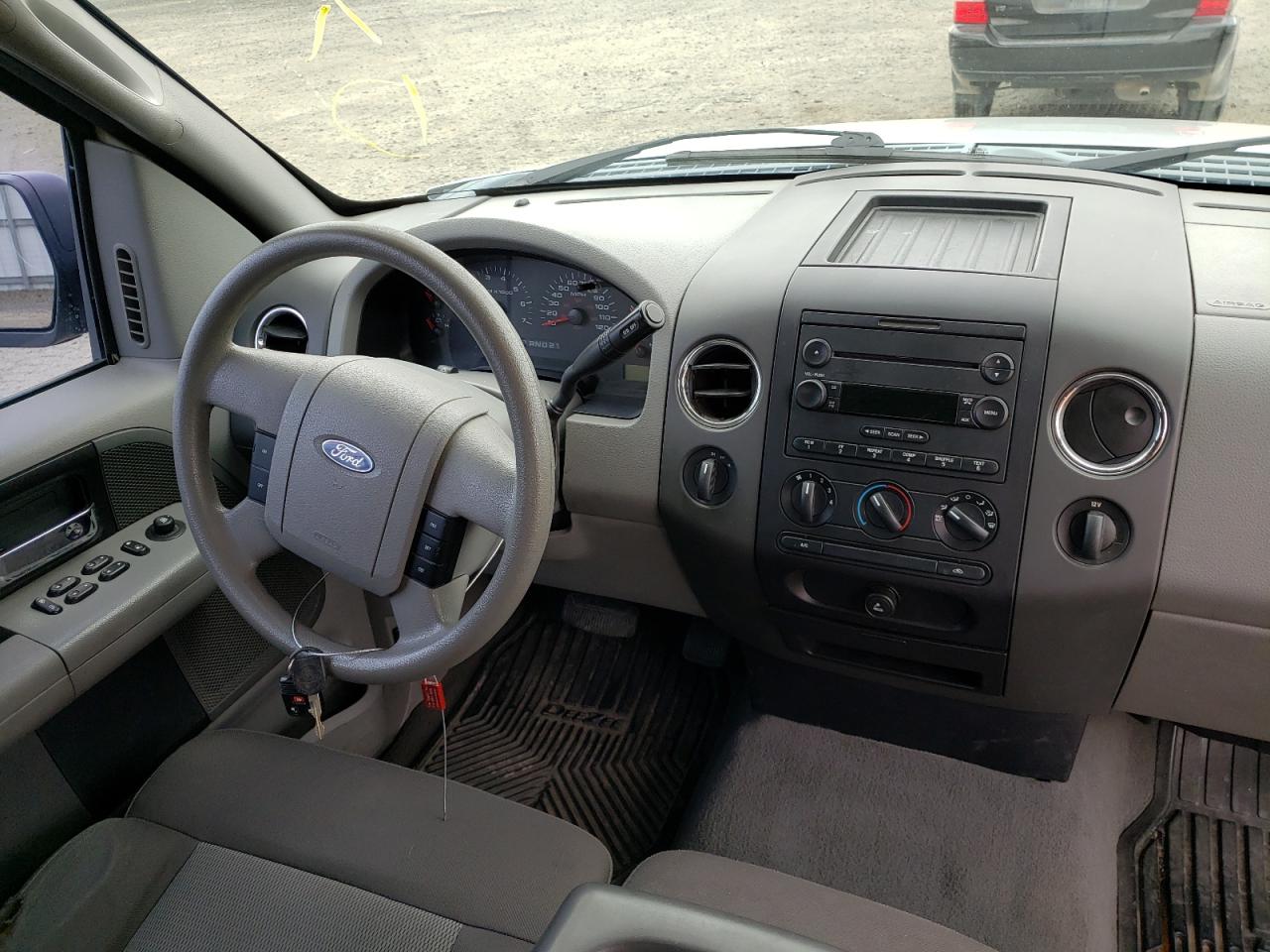 Photo 9 from auction – 2005 FORD F150 with VIN 1FTPX14505NA68573