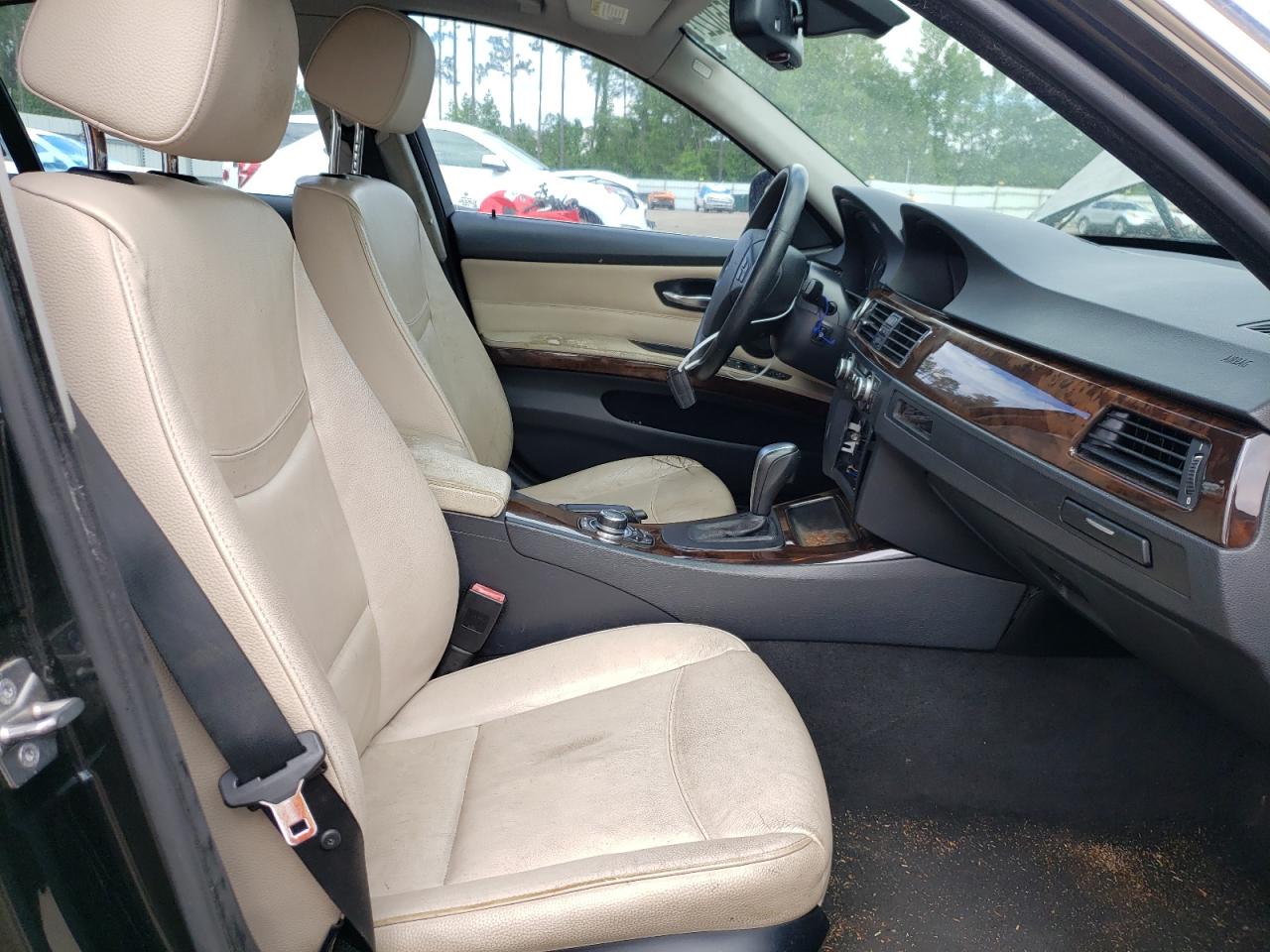 Photo 5 from auction – 2010 BMW 335 XI with VIN WBAPL3C50AA408764