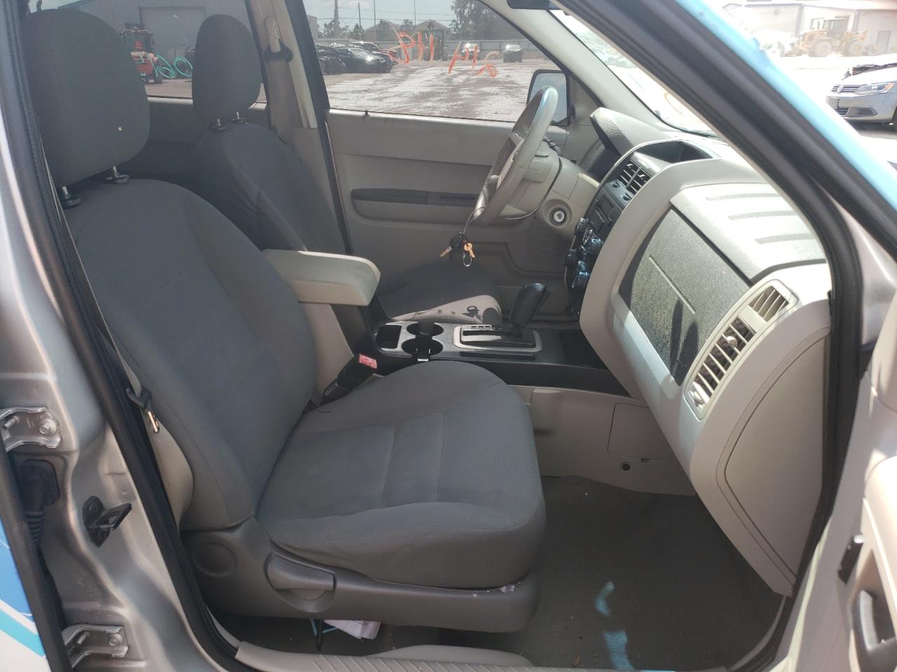 Photo 5 from auction – 2008 FORD ESCAPE XLS with VIN 1FMCU02Z88KC24562