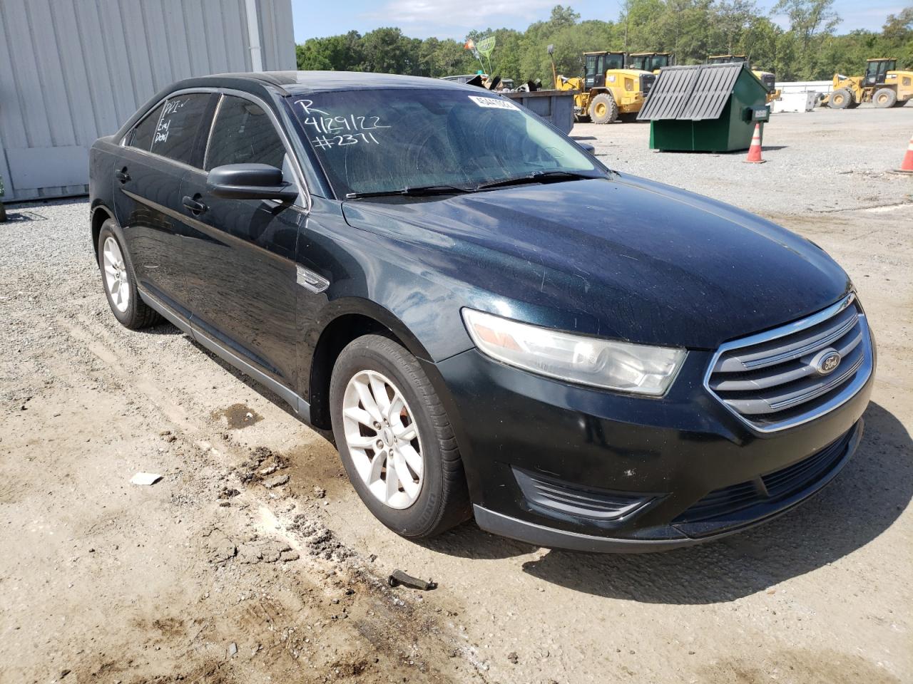 FORD TAURUS SE 2014 with VIN 1FAHP2D82EG150318 - Photo from auction