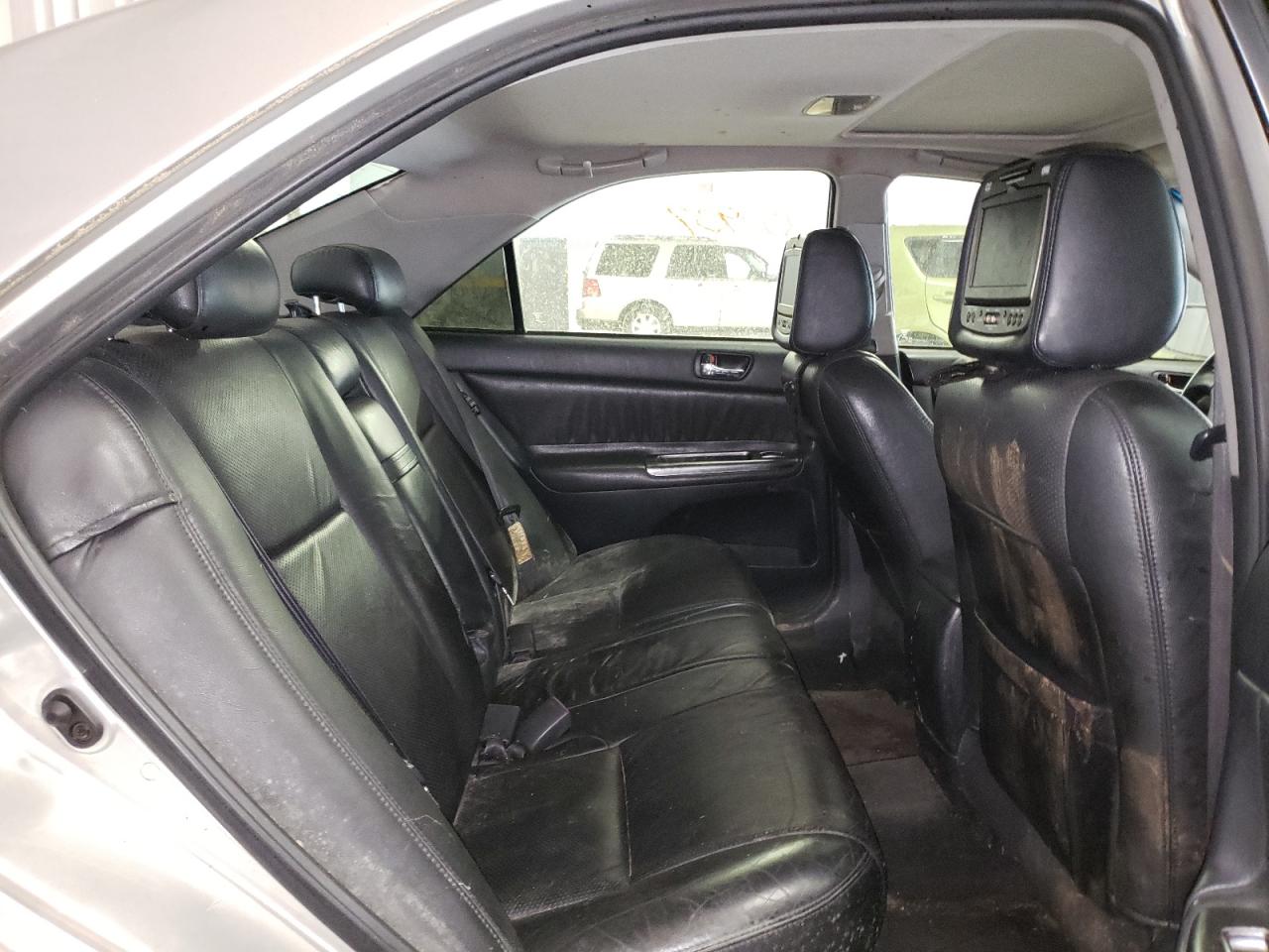 Photo 6 from auction – 2004 TOYOTA CAMRY LE with VIN 4T1BE32K04U821197