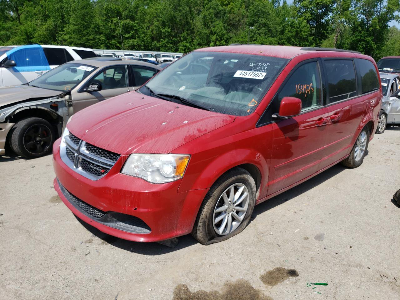 Photo 2 from auction – 2014 DODGE GRAND CARA with VIN 2C4RDGCG6ER352445