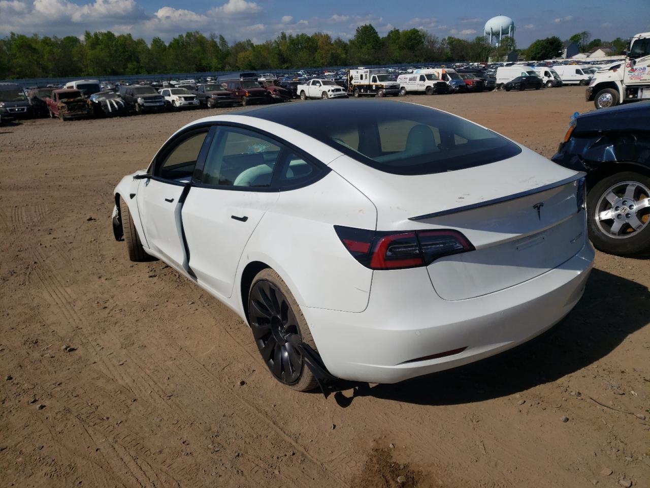 Photo 3 from auction – 2021 TESLA MODEL 3 with VIN 5YJ3E1EC8NF105708