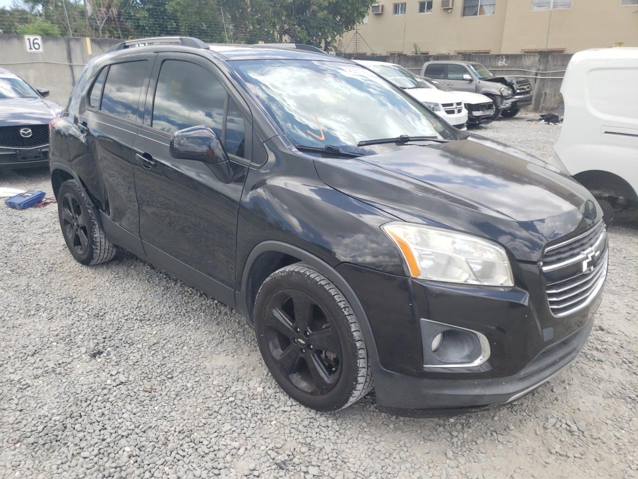 CHEVROLET TRAX LTZ 2016 with VIN KL7CJMSB8GB728726 - Photo from auction