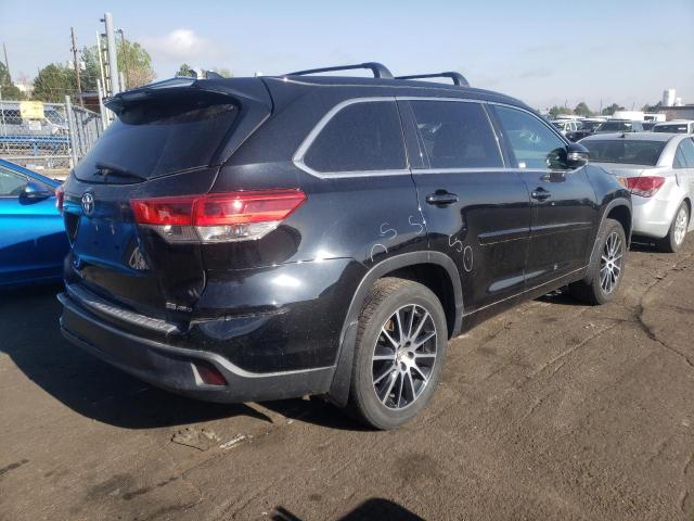 Photo 4 from auction – 2018 TOYOTA HIGHLANDER with VIN 5TDJZRFH9JS552722