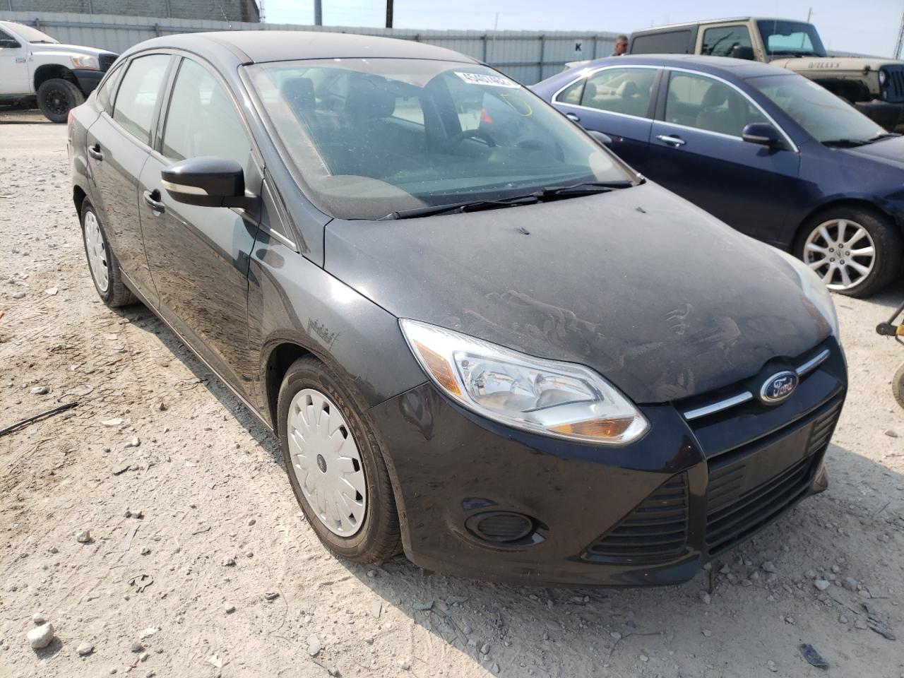 FORD FOCUS SE 2014 with VIN 1FADP3F23EL422301 - Photo from auction