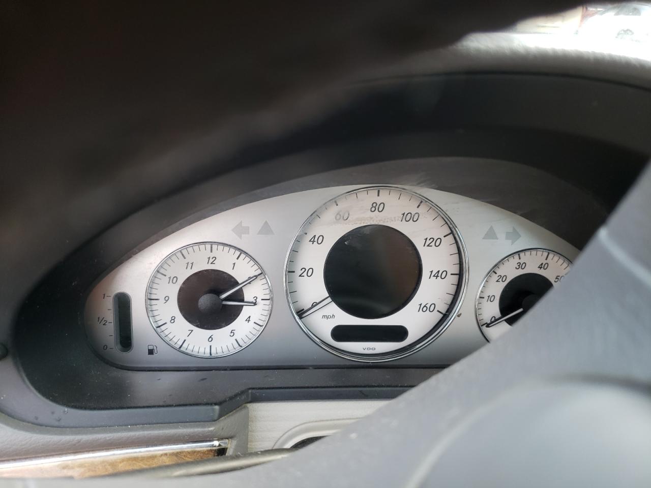 Photo 8 from auction – 2007 MERCEDES-BENZ E 350 with VIN WDBUF56X97B039636