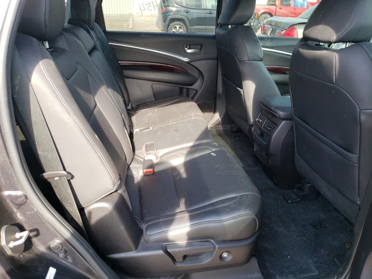 Photo 6 from auction – 2015 ACURA MDX with VIN 5FRYD4H25FB027126