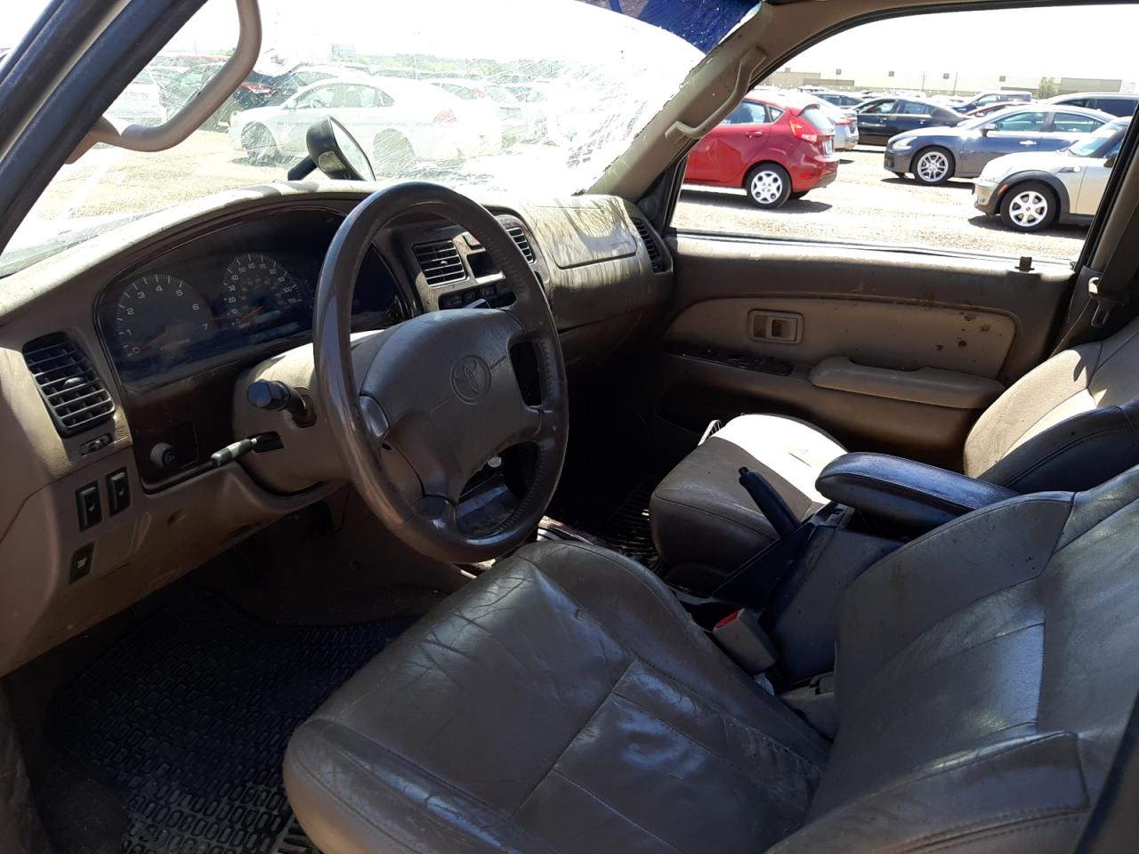 Foto 5 de la subasta – 2001 TOYOTA 4RUNNER LI con VIN JT3GN87R110183000