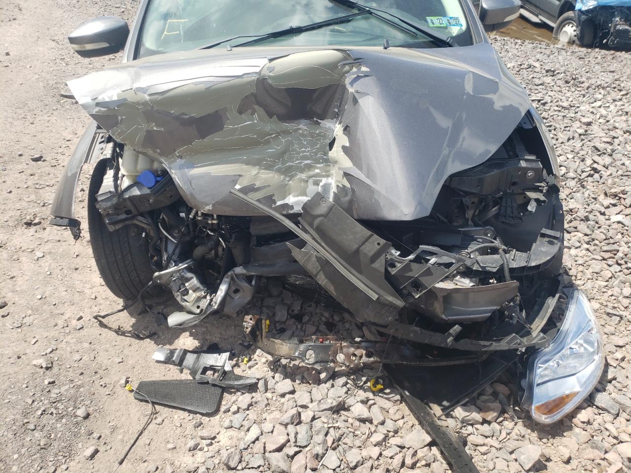 Photo 9 from auction – 2012 FORD FOCUS SEL with VIN 1FAHP3H22CL412922
