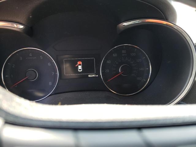 Photo 8 from auction – 2018 KIA FORTE LX with VIN 3KPFL4A72JE198190