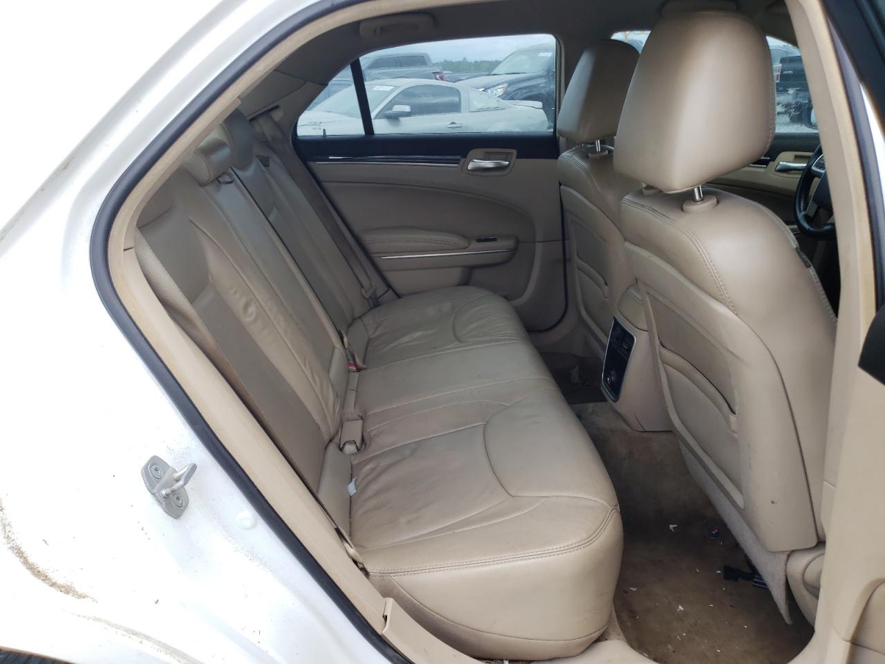 Photo 6 from auction – 2013 CHRYSLER 300 with VIN 2C3CCAAG5DH509500
