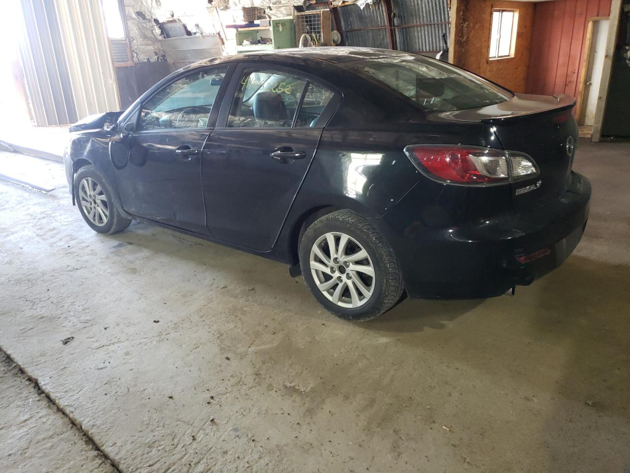 Photo 3 from auction – 2012 MAZDA 3 I with VIN JM1BL1V86C1543663