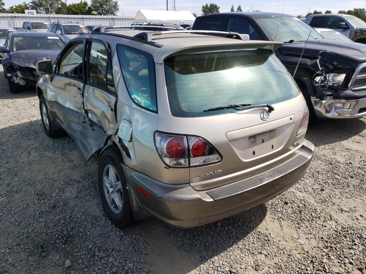 Photo 3 from auction – 2001 LEXUS RX 300 with VIN JTJHF10U710202777