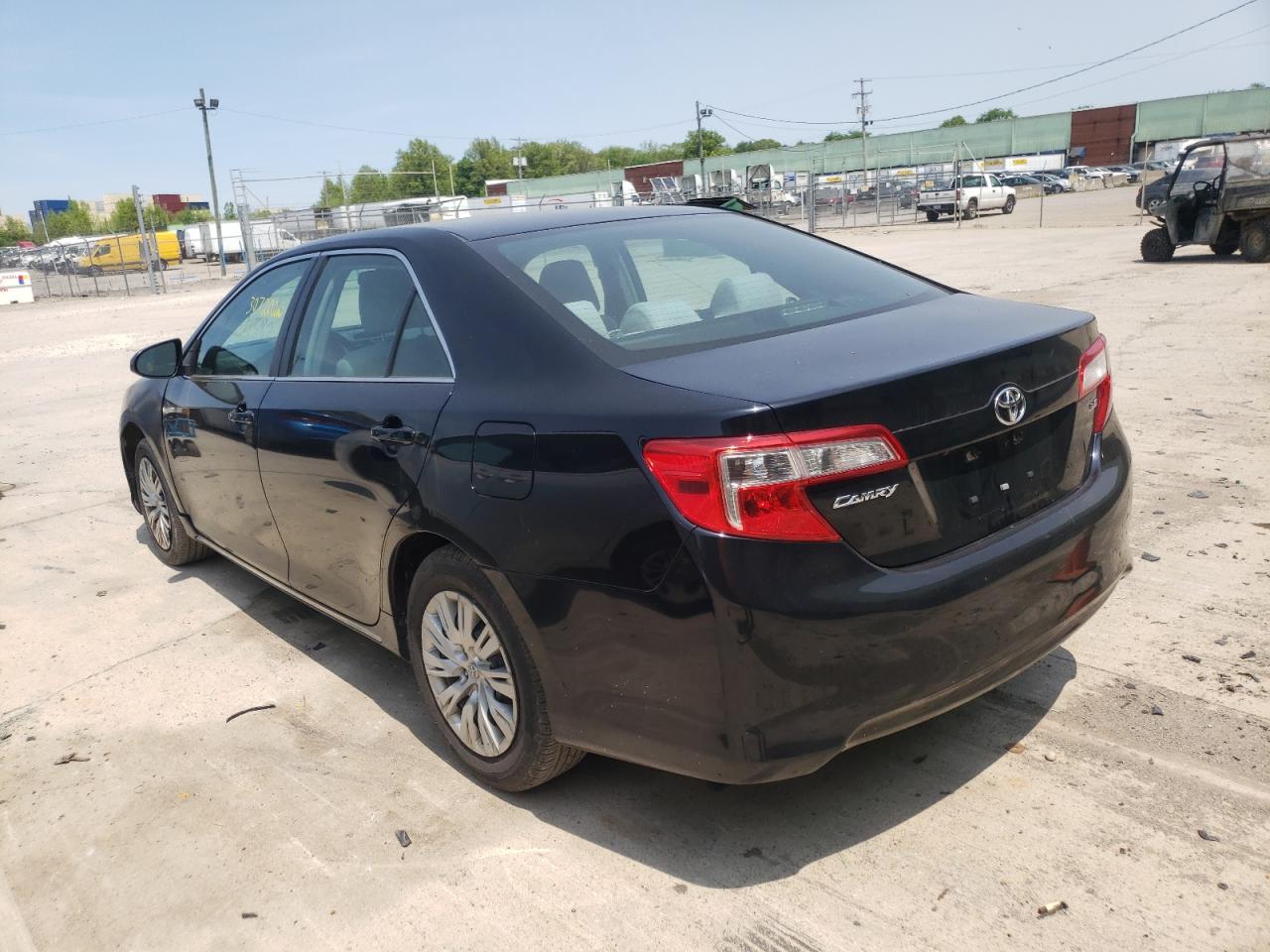 Photo 3 from auction – 2014 TOYOTA CAMRY L with VIN 4T1BF1FK0EU422240