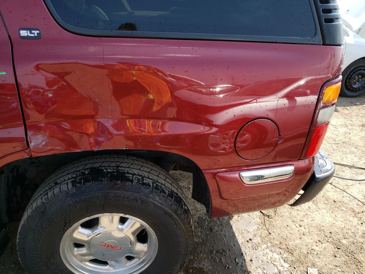 Photo 9 from auction – 2001 GMC YUKON with VIN 1GKEK13T81R140570