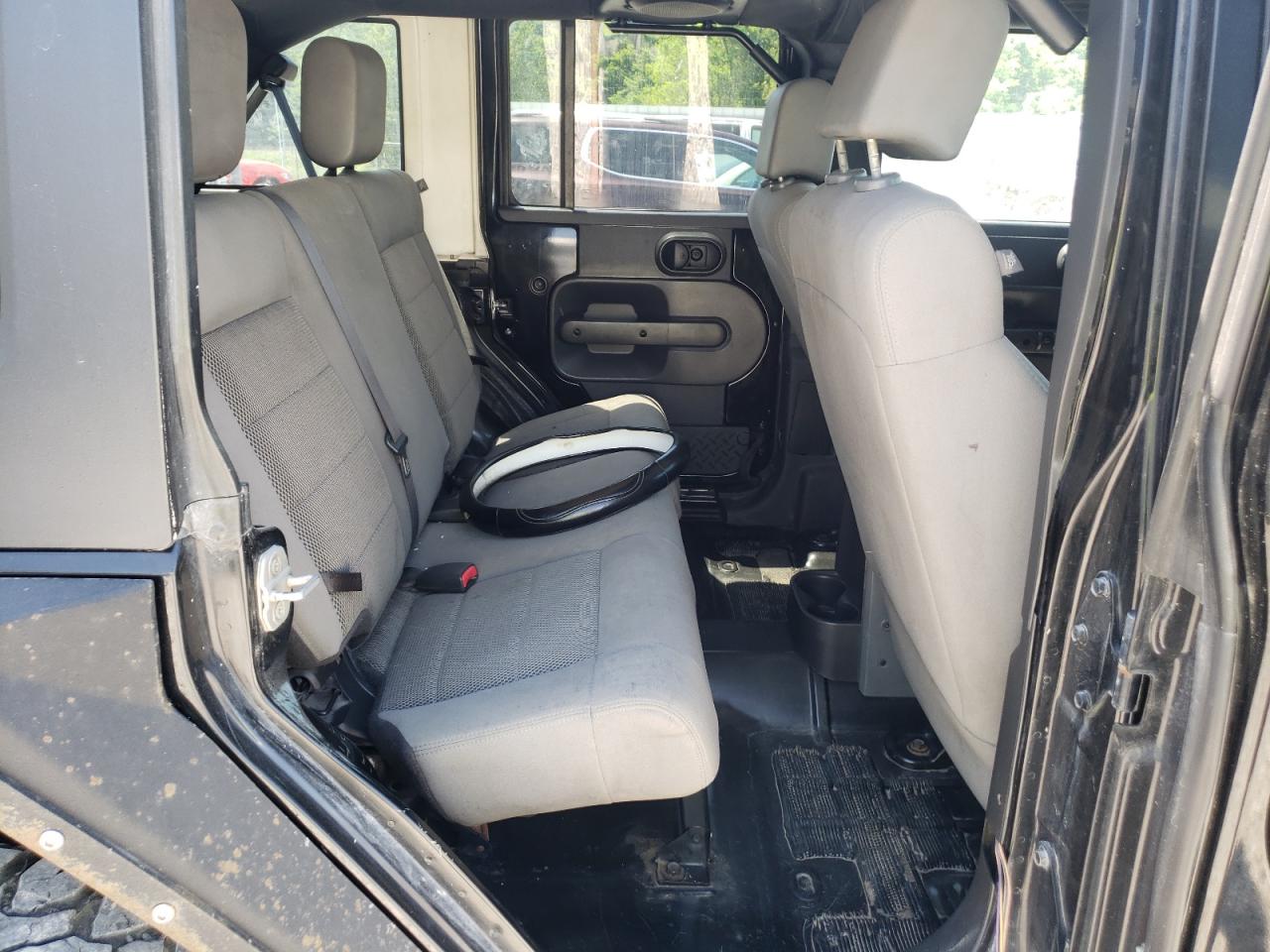 Photo 6 from auction – 2008 JEEP WRANGLER U with VIN 1J4GA59178L587600