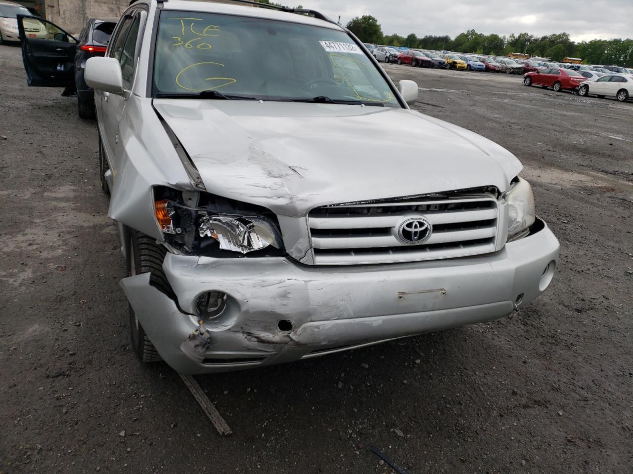 Photo 9 from auction – 2005 TOYOTA HIGHLANDER with VIN JTEEP21A350127316