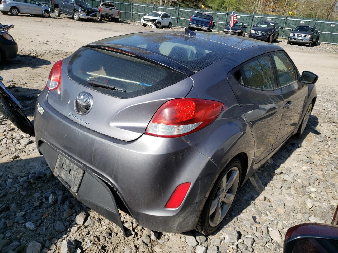 Photo 4 from auction – 2014 HYUNDAI VELOSTER with VIN KMHTC6AD3EU211083