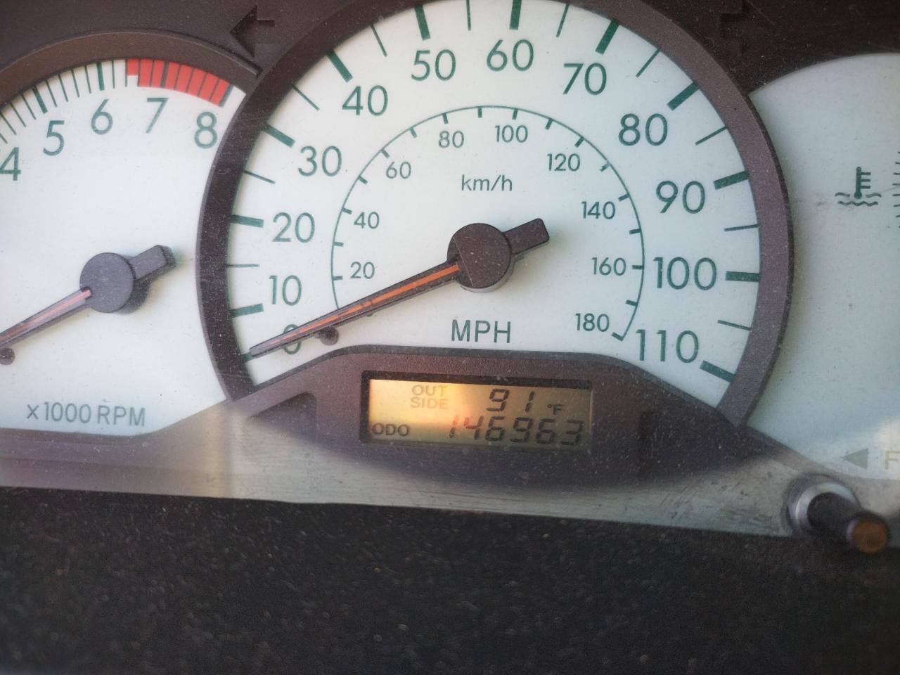 Photo 8 from auction – 2003 TOYOTA COROLLA with VIN 1NXBR38E33Z006173