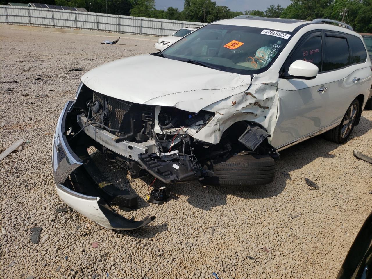 Photo 9 from auction – 2015 NISSAN PATHFINDER with VIN 5N1AR2MM1FC688628