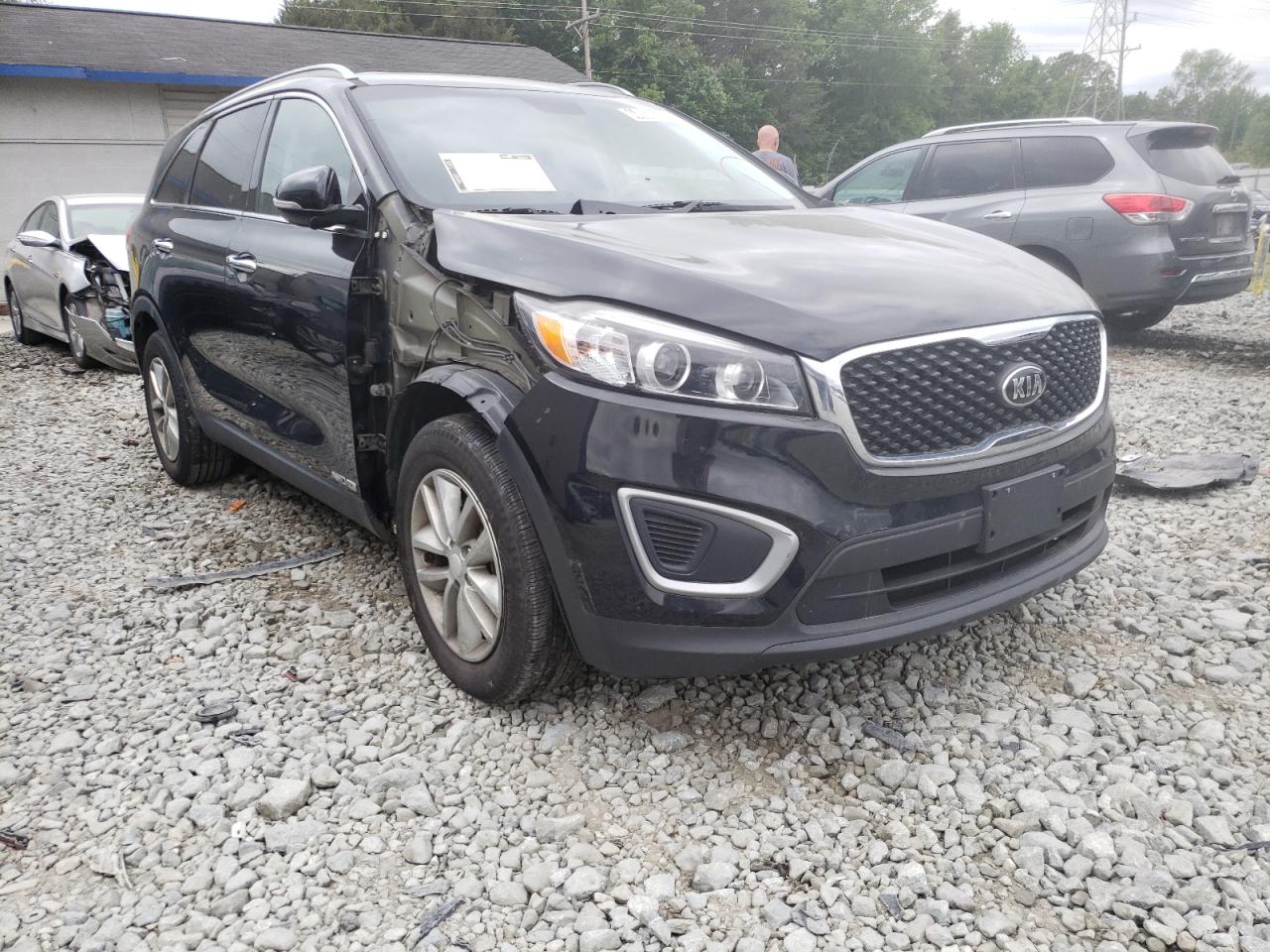 Photo 1 from auction – 2016 KIA SORENTO LX with VIN 5XYPGDA51GG034562