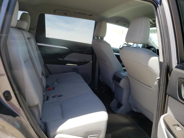 Photo 6 from auction – 2019 TOYOTA HIGHLANDER with VIN 5TDZARFH0KS049382