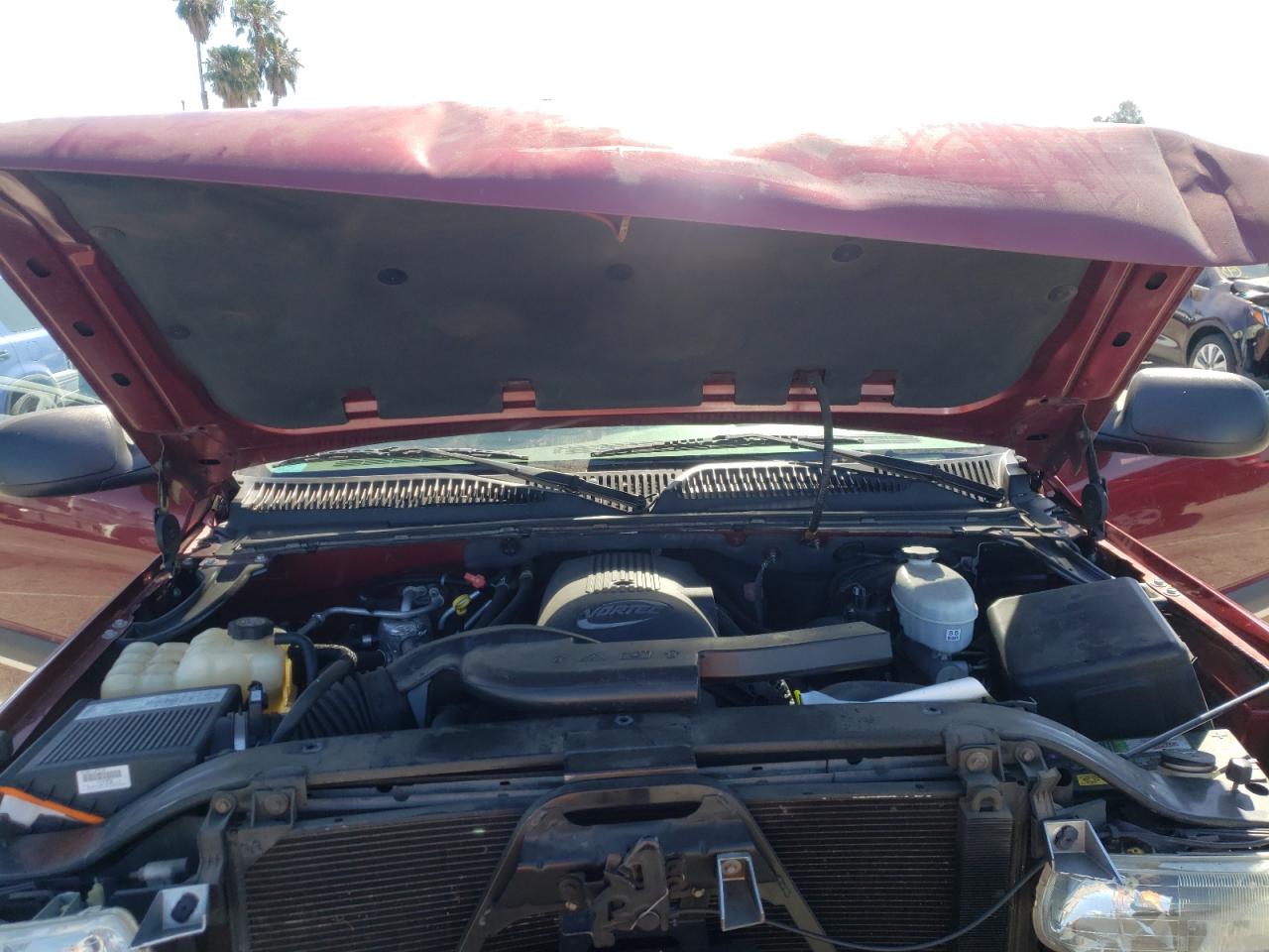 Photo 7 from auction – 2003 CHEVROLET SUBURBAN C with VIN 1GNEC16T73J189871