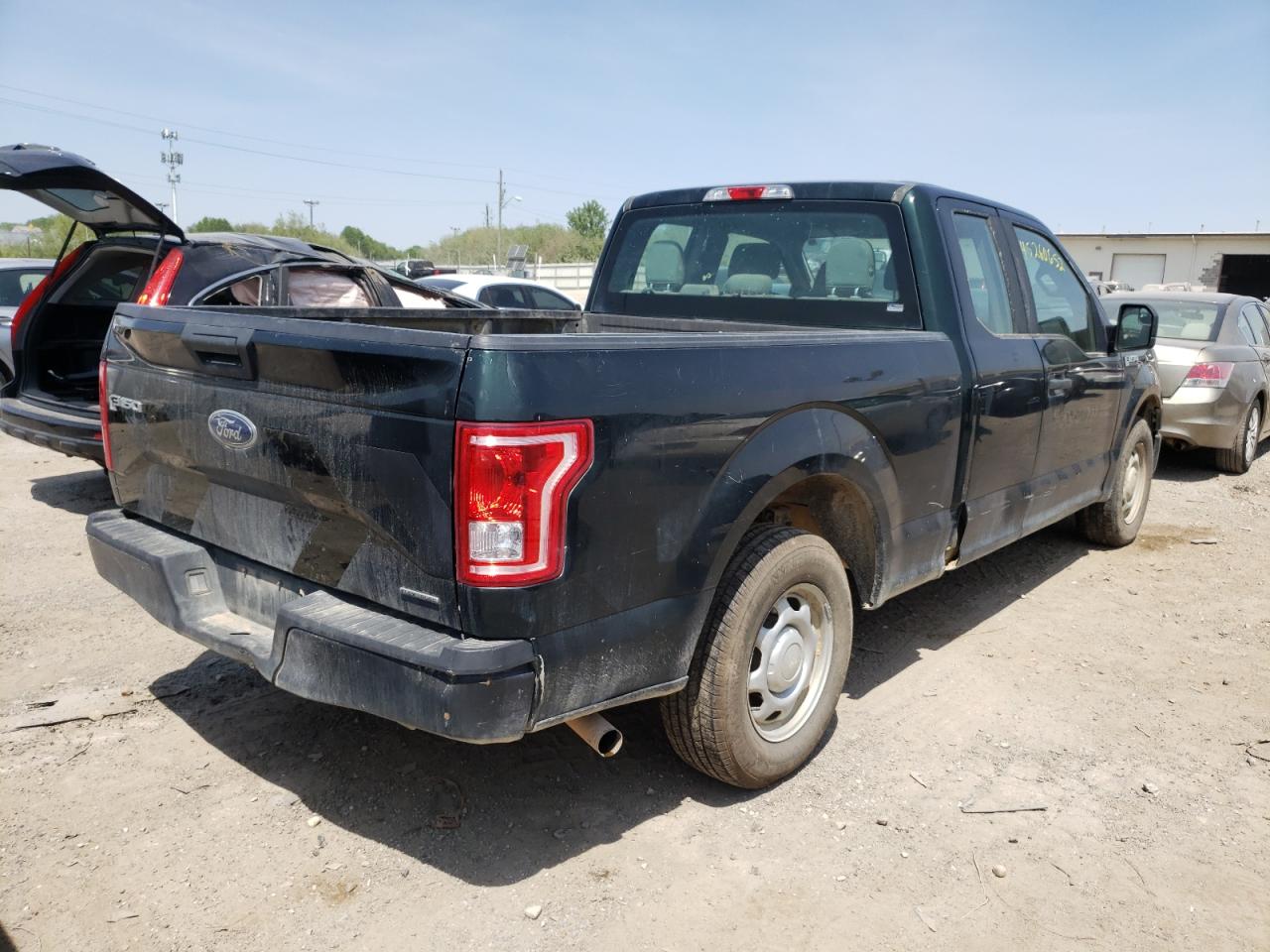 Photo 4 from auction – 2016 FORD F150 SUPER with VIN 1FTEX1C8XGFB44364