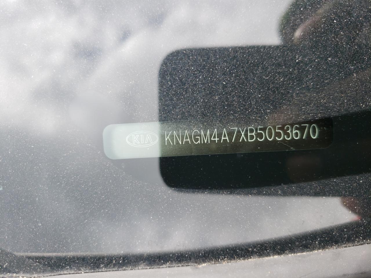 Photo 10 from auction – 2011 KIA OPTIMA LX with VIN KNAGM4A7XB5053670