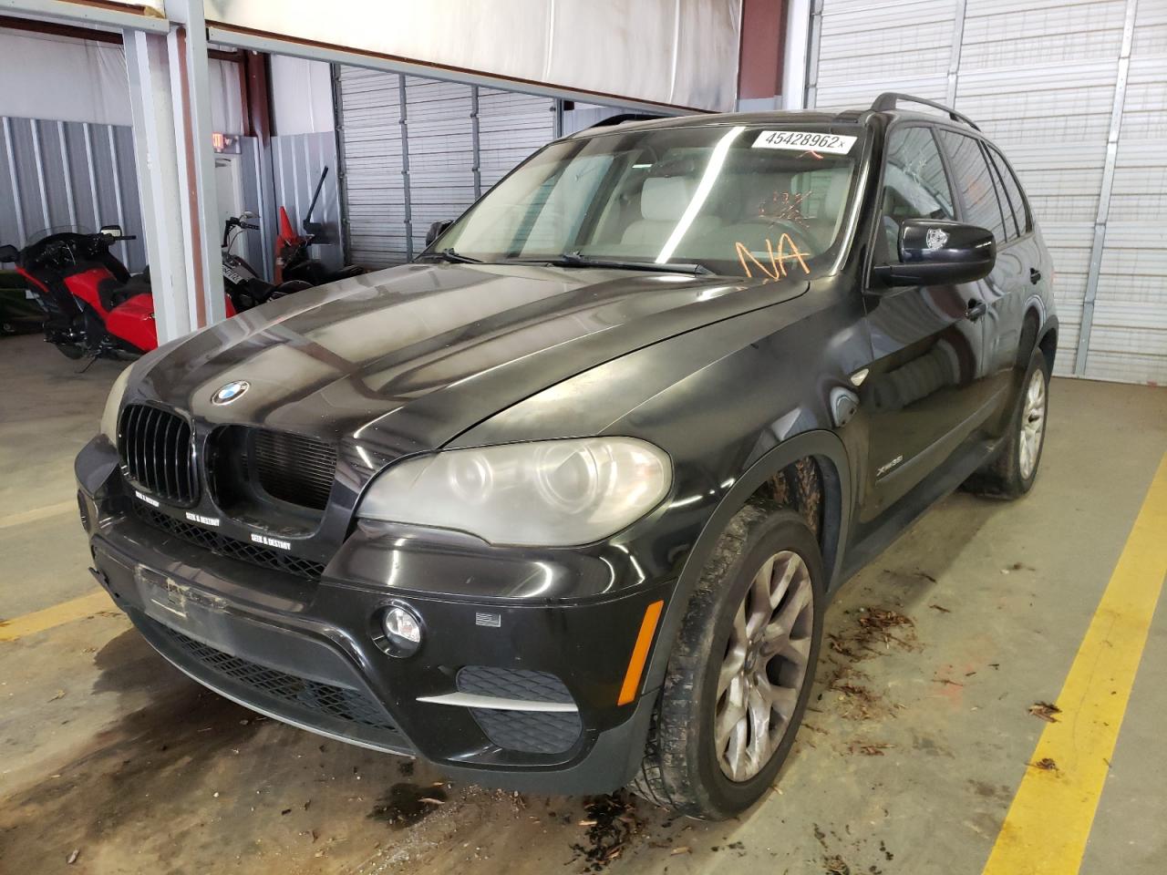 Photo 2 from auction – 2011 BMW X5 XDRIVE3 with VIN 5UXZV4C53BL412887