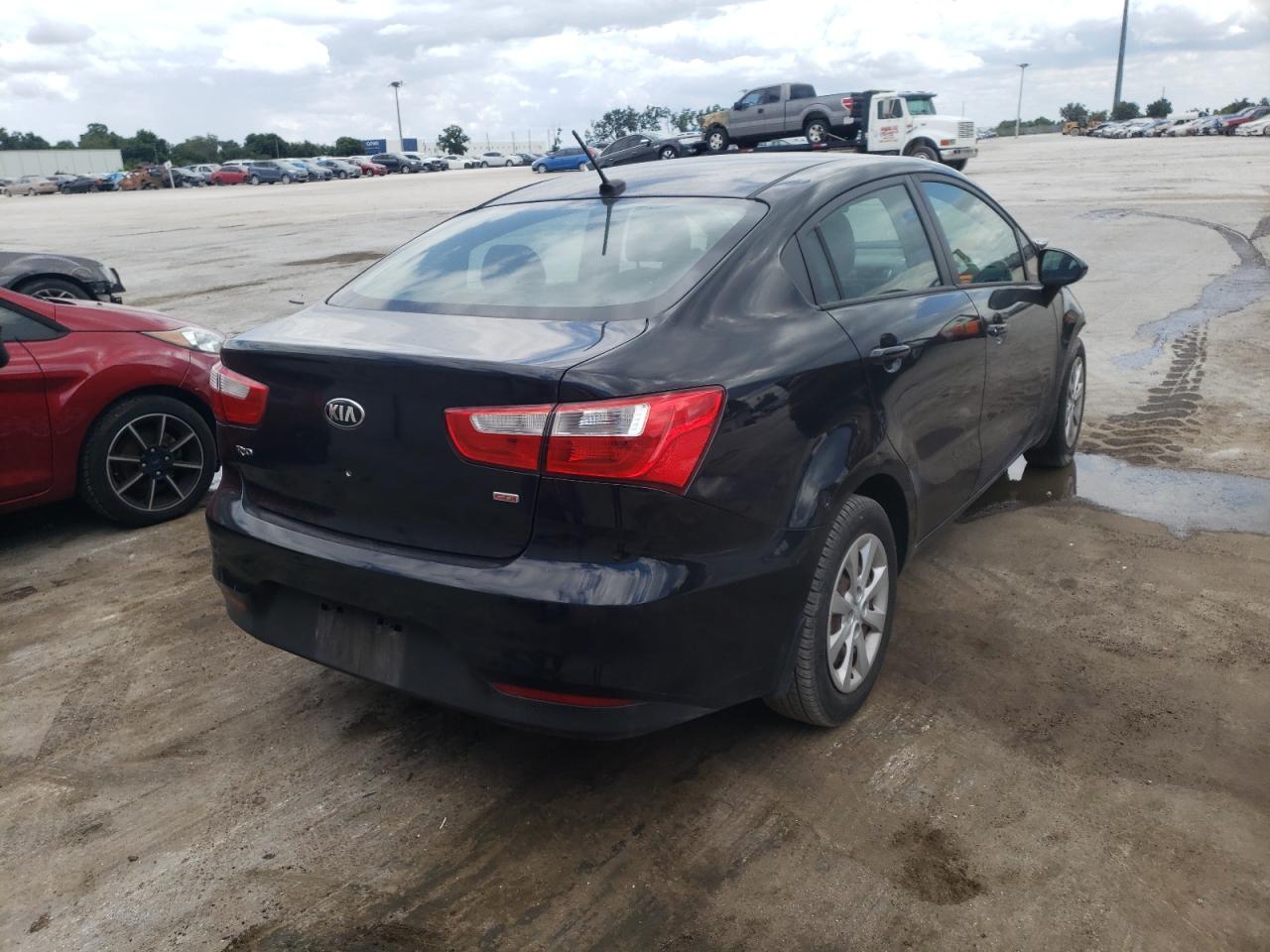 Photo 4 from auction – 2017 KIA RIO LX with VIN KNADM4A30H6058282