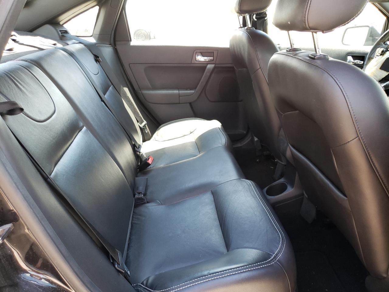 Photo 6 from auction – 2008 FORD FOCUS SE with VIN 1FAHP35N48W296353