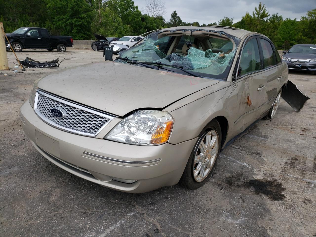 Photo 2 from auction – 2005 FORD FIVE HUNDR with VIN 1FAFP25175G192038