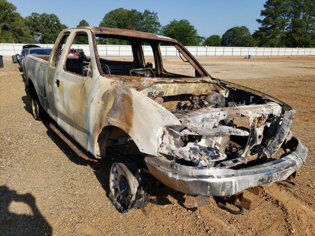 FORD F150 2002 with VIN 1FTRX18L92KB73305 - Photo from auction