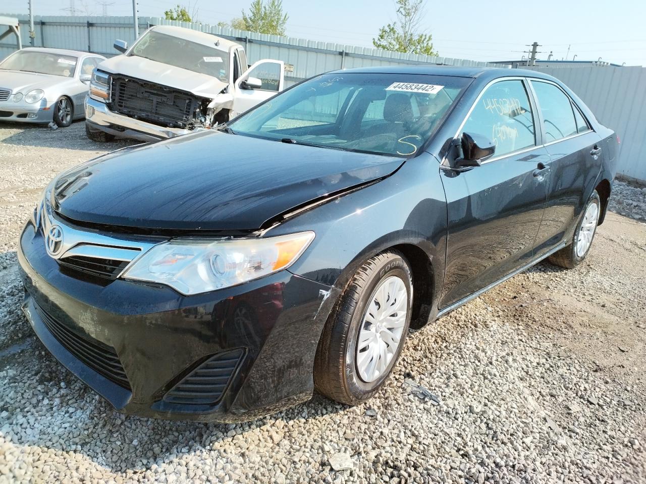 Photo 2 from auction – 2014 TOYOTA CAMRY L with VIN 4T4BF1FK6ER416111