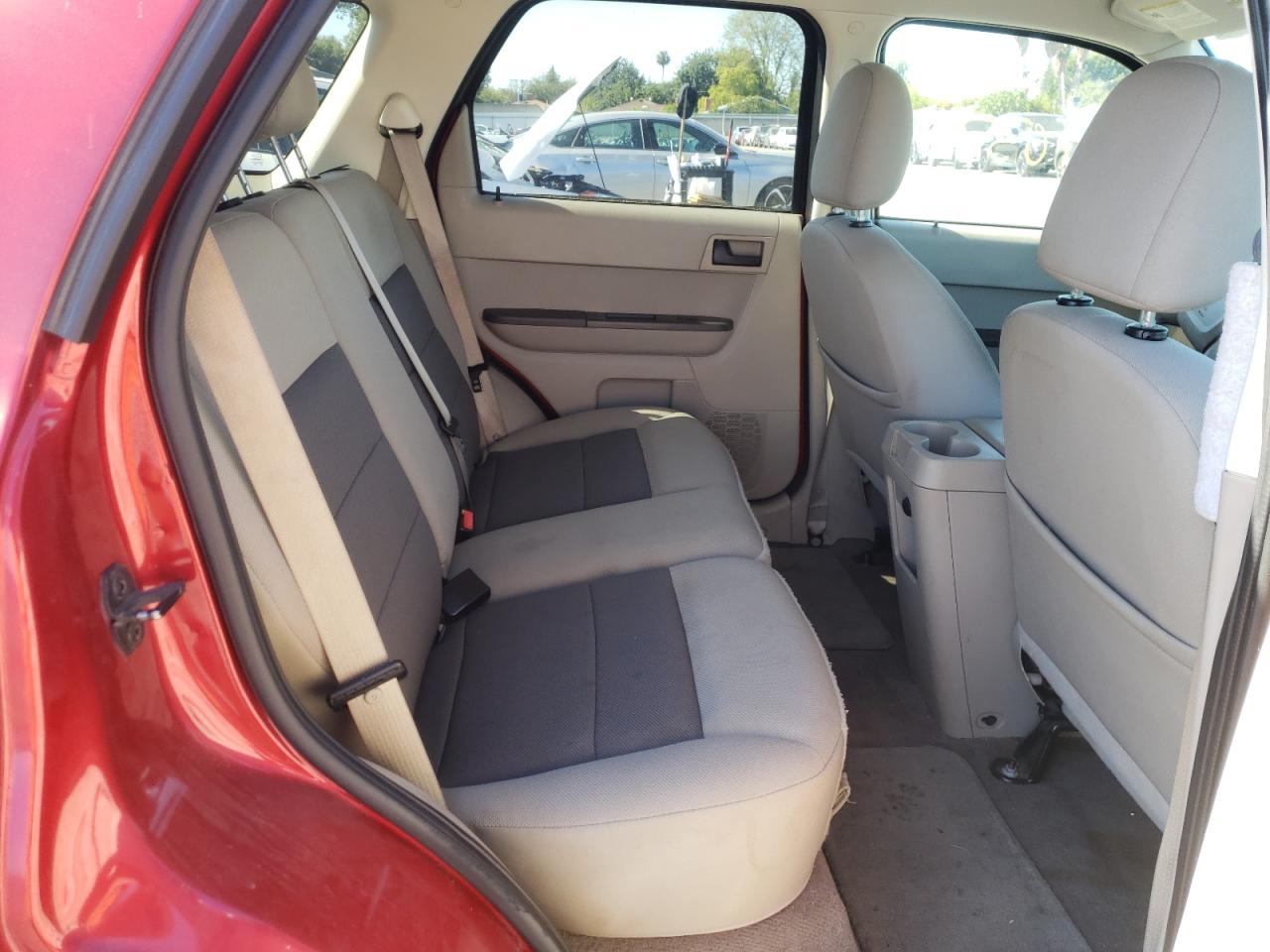 Photo 6 from auction – 2008 FORD ESCAPE XLT with VIN 1FMCU03158KE75693
