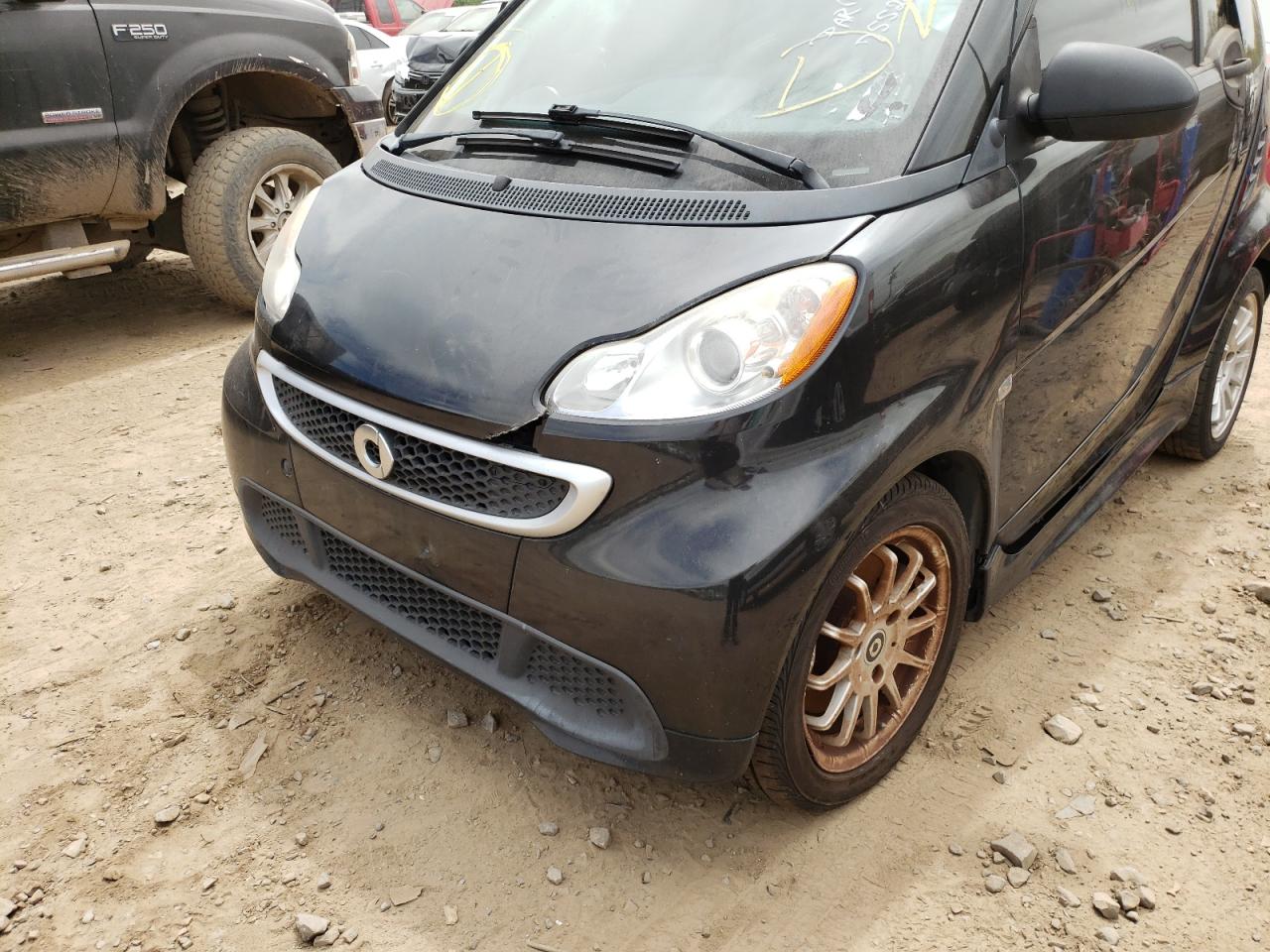 Photo 9 from auction – 2014 SMART FORTWO PUR with VIN WMEEJ3BA5EK755264