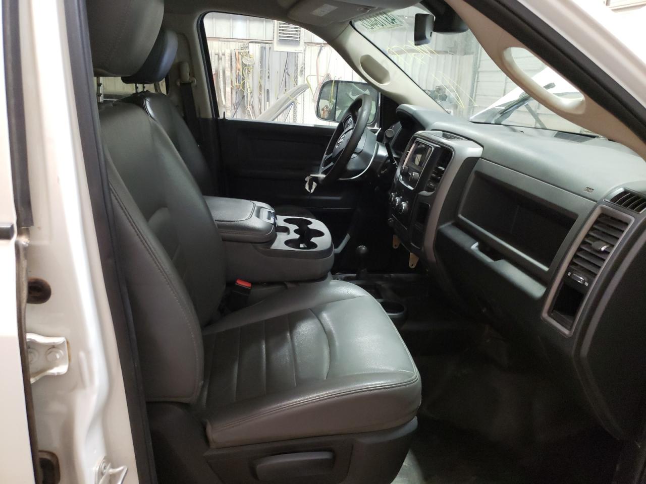 Photo 5 from auction – 2018 RAM 2500 ST with VIN 3C6UR5CL5JG107124