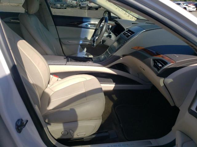 Photo 5 from auction – 2016 LINCOLN MKZ with VIN 3LN6L2J95GR604904
