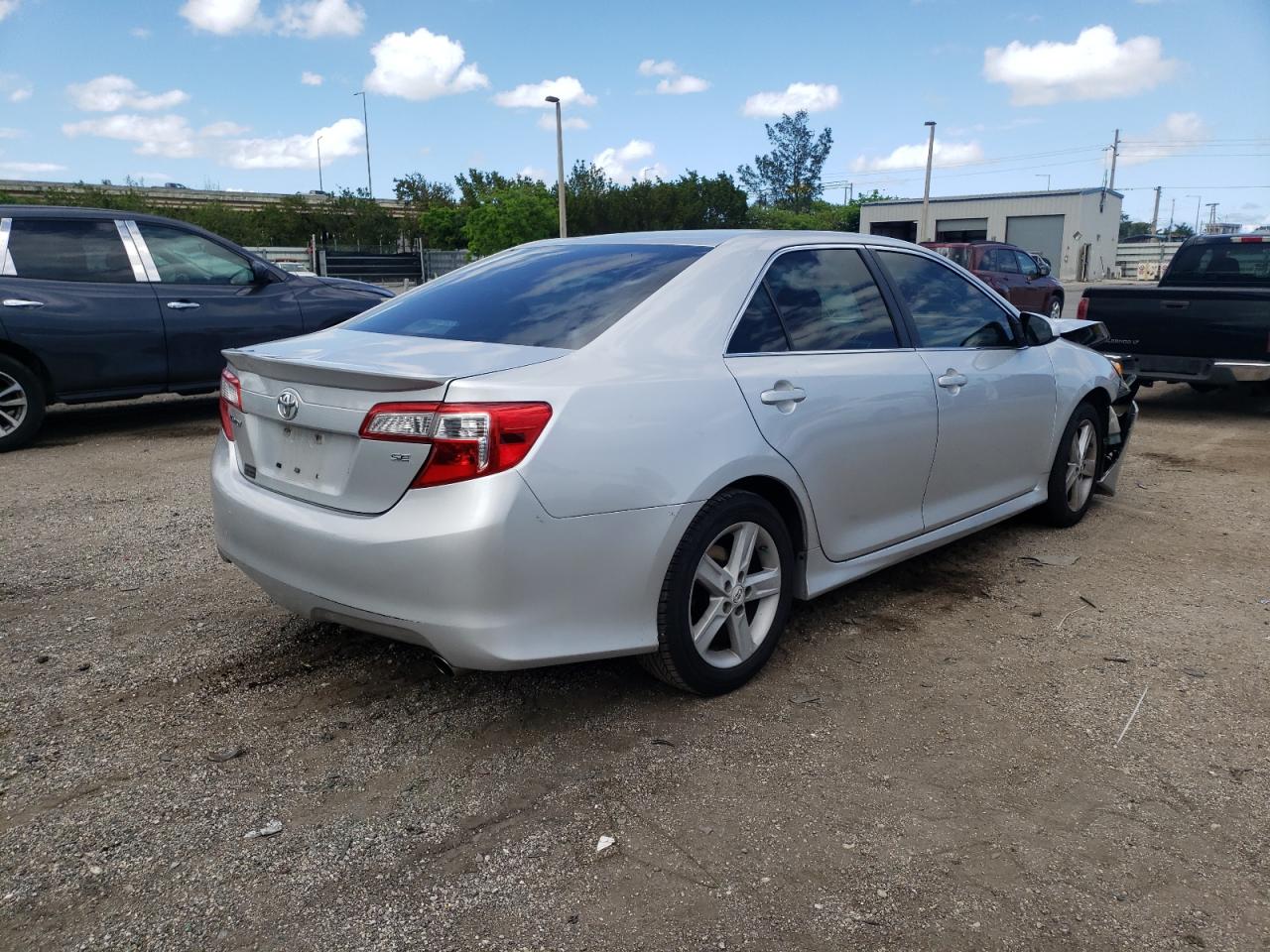 Photo 4 from auction – 2012 TOYOTA CAMRY BASE with VIN 4T1BF1FK0CU139625