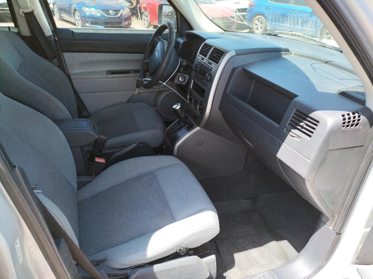 Photo 5 from auction – 2007 JEEP PATRIOT SP with VIN 1J8FT28W77D369942