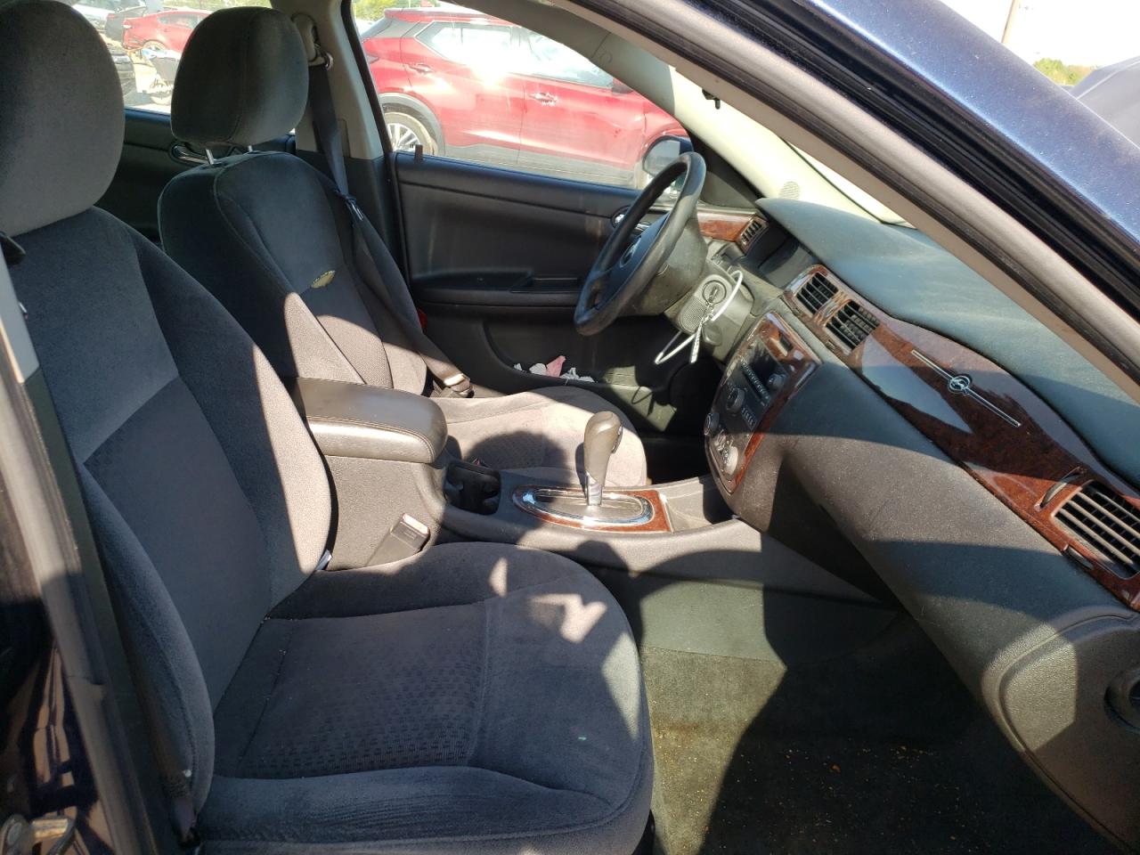 Photo 5 from auction – 2010 CHEVROLET IMPALA LS with VIN 2G1WA5EK5A1220537