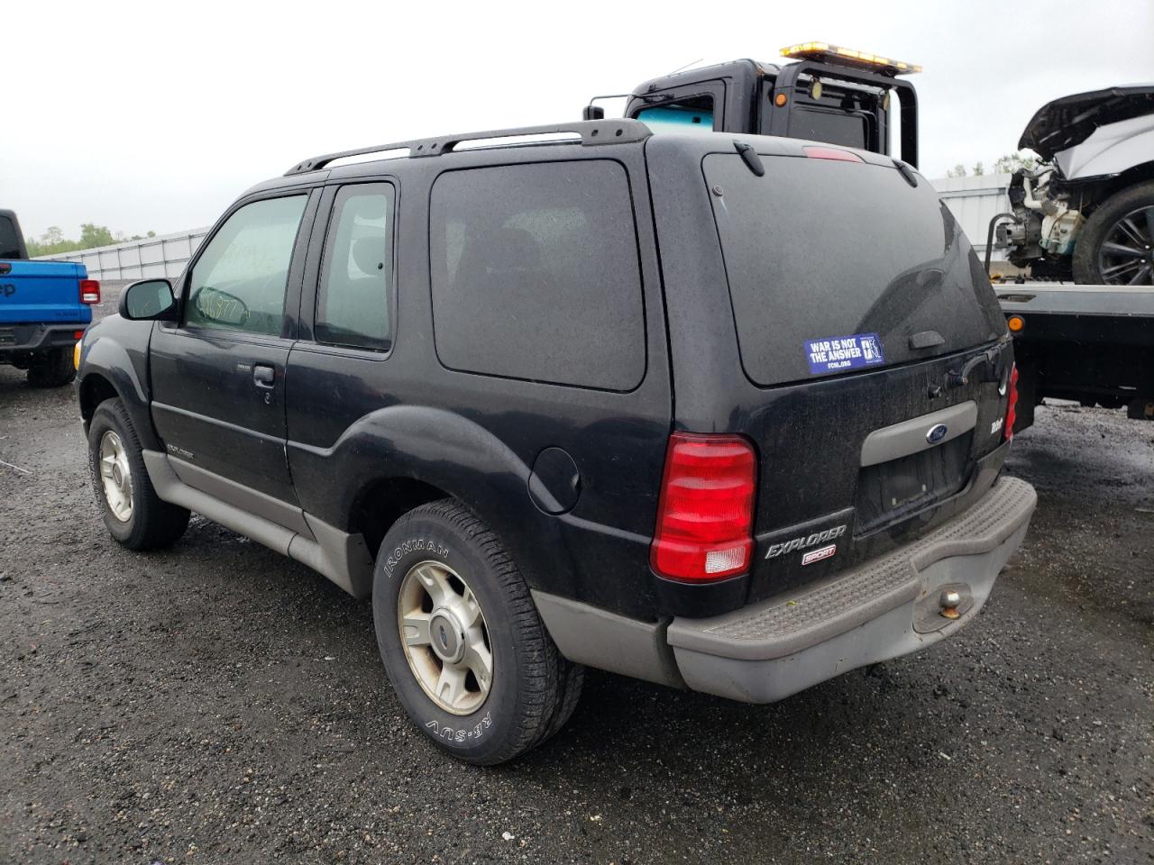 Photo 3 from auction – 2001 FORD EXPLORER S with VIN 1FMYU70E71UB97525