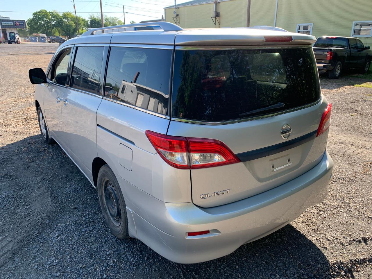 Photo 3 from auction – 2014 NISSAN QUEST S with VIN JN8AE2KP4E9104607
