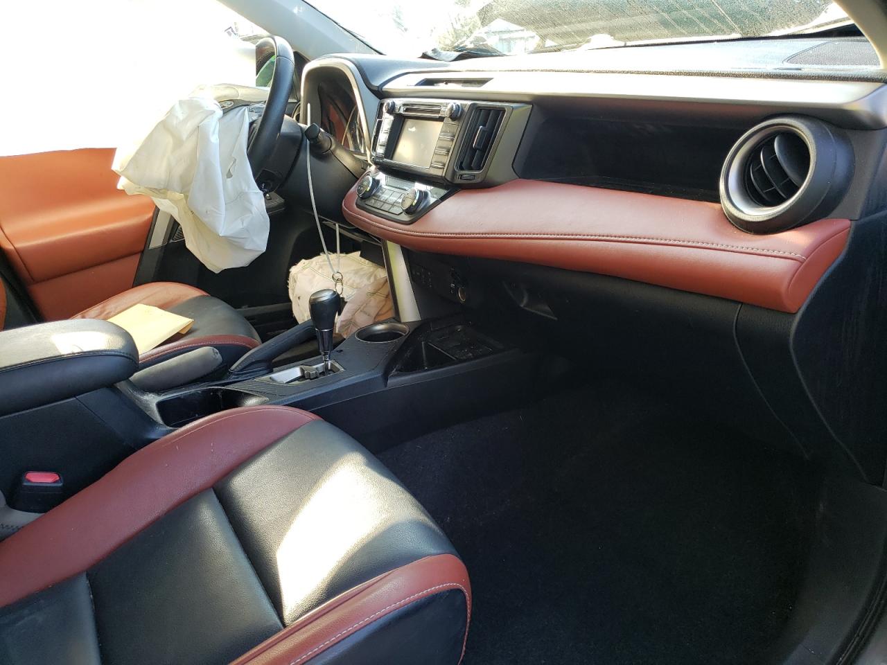 صورة رقم 5 من المزاد - 2013 TOYOTA RAV4 LIMIT مع VIN 2T3DFREV8DW004744