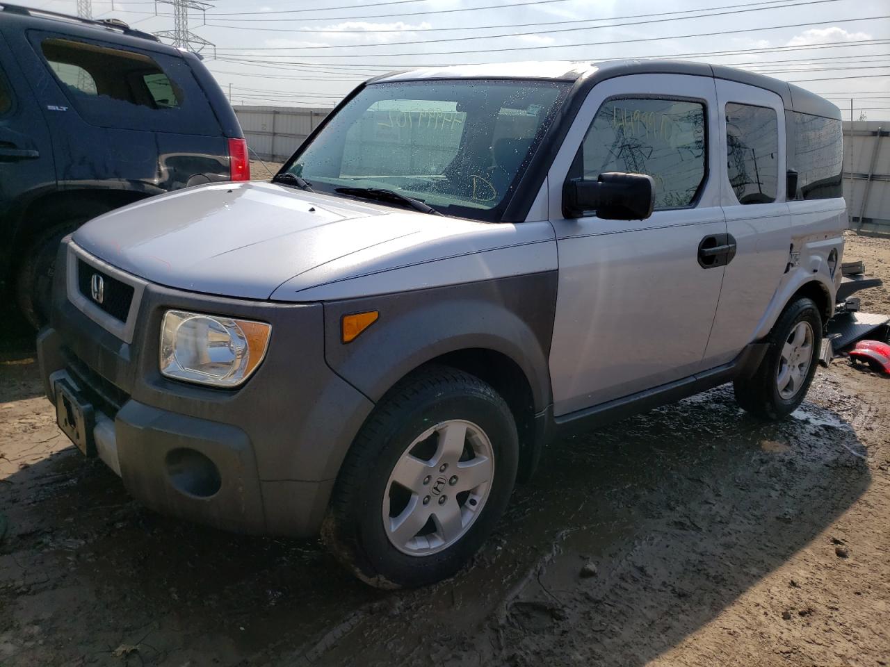 Photo 2 from auction – 2003 HONDA ELEMENT EX with VIN 5J6YH28593L031347