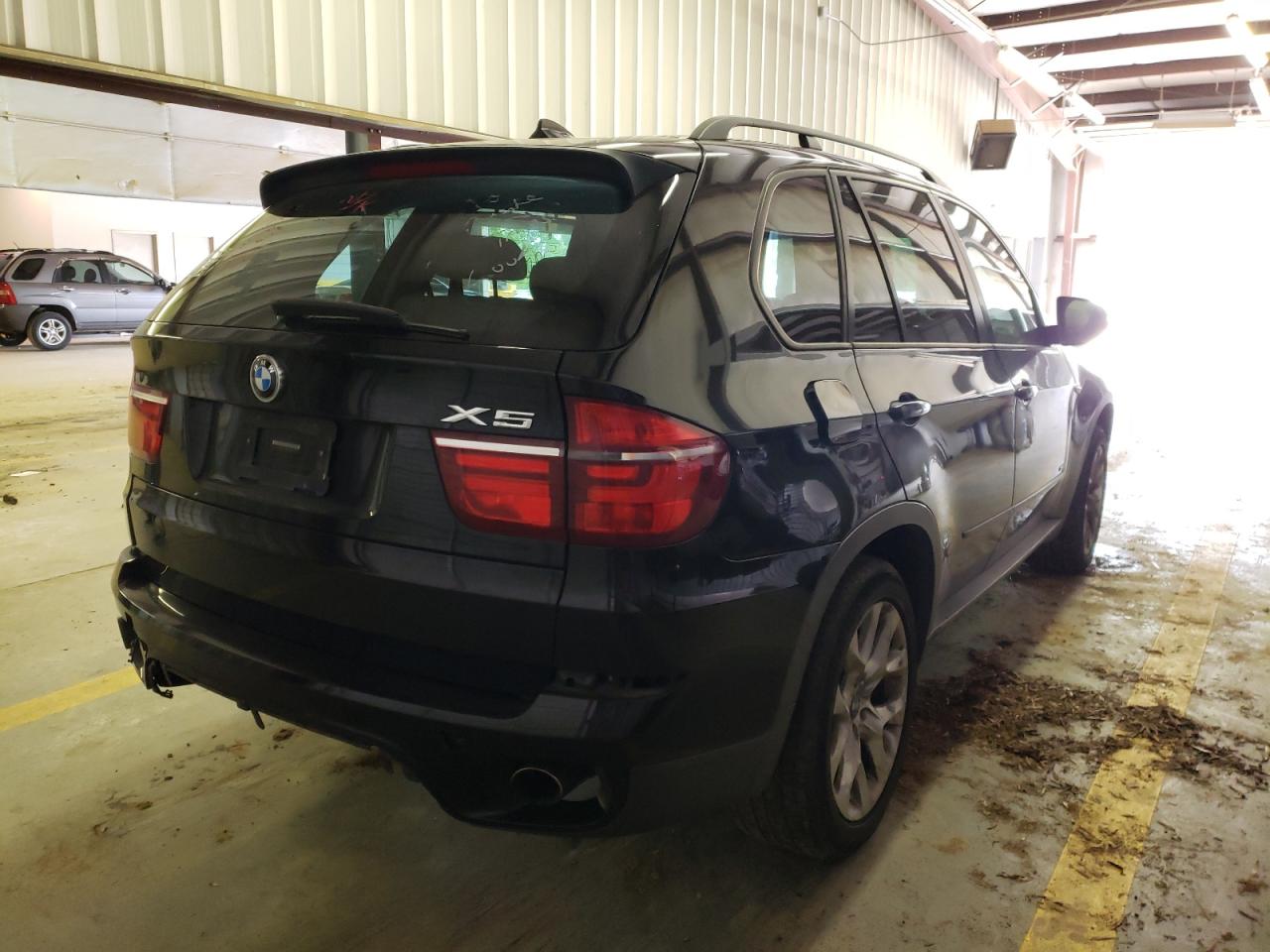 Photo 4 from auction – 2011 BMW X5 XDRIVE3 with VIN 5UXZV4C53BL412887